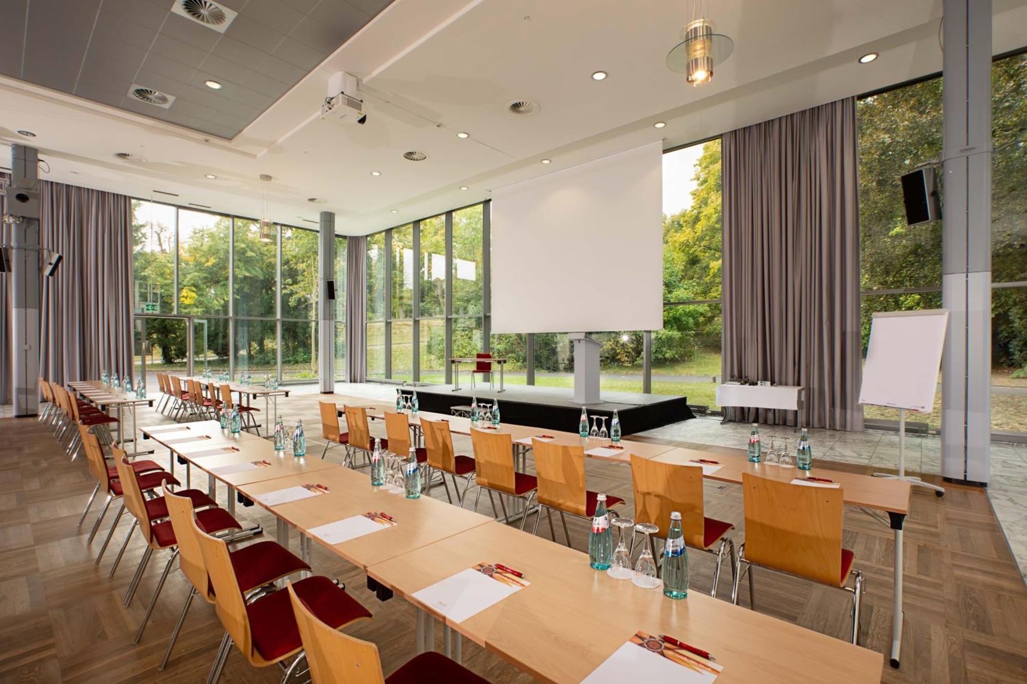 Hotel Dolce By Wyndham Bad Nauheim Extérieur photo